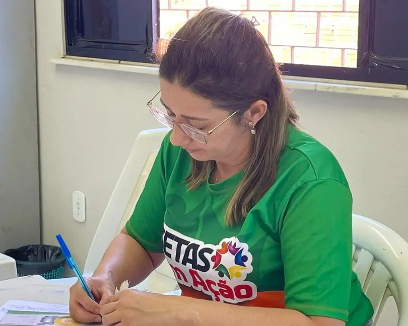 Jaguaribe realiza entrega de tickets do Vale Gás para famílias em vulnerabilidade social