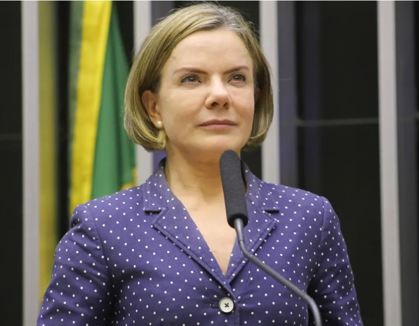 Gleisi: “Sem democracia, prevalece a lei do mais forte”